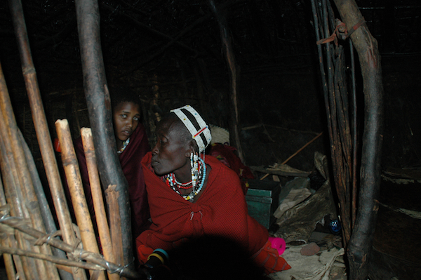 2-photographic-safari-packages-south-africa-masai-mara-kenya-botswana-tanzania-namibia-maasai-people