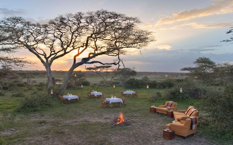 what-offers-an-african-safari-at-serengeti-under-canvas